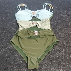 Bold Break Elegant Green/Mint/Blue Adjustable Swimsuit With Removable Padding